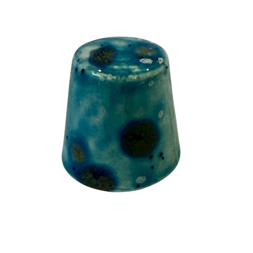 Vintage Set Of 5 Handmade Ceramic Thimbles Blue Yellow White Speckled Designs - Picture 2 of 16